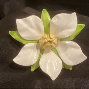 Vintage Sarah Coventry Dogwood Flower Brooch Circa 1960s 1970s